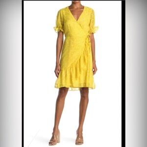 Chic Yellow Wrap Midi Dress